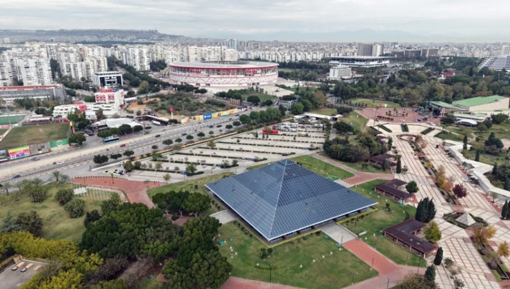 Arap Süleyman miras davasında yeni aşama! Mirasçıları kentin kalbinin tapusunu istiyor! Milyar dolarlık arazide işletmelere mühür