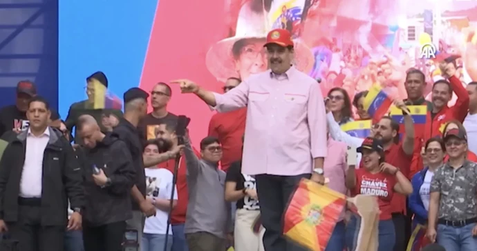 Trump’ın, Madura’ya sürgün için verdiği süre doldu! Maduro’dan Trump’a renkli yanıt!