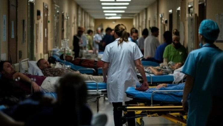 İngiltere mutasyona uğramış virüsün pençesinde: 'En kötü senaryo yaşanıyor'