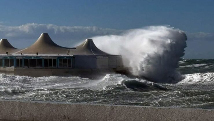 Meteoroloji uyardı: Karada ve denizde fırtına bekleniyor