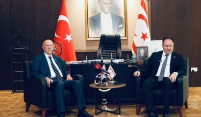 Öztürkler, narenciye sektörünün temsilcileri ile görüştü