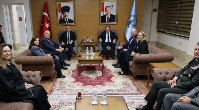 Öztürkler, Trabzon’da…