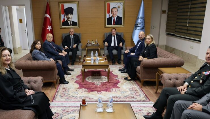 Öztürkler, Trabzon’da…