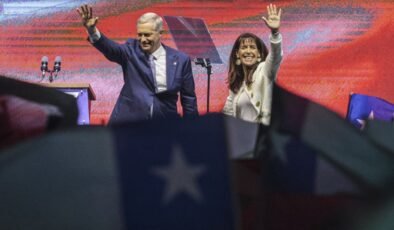 Şili'de ABD'nin desteklediği sağcı aday, fark atarak kazandı