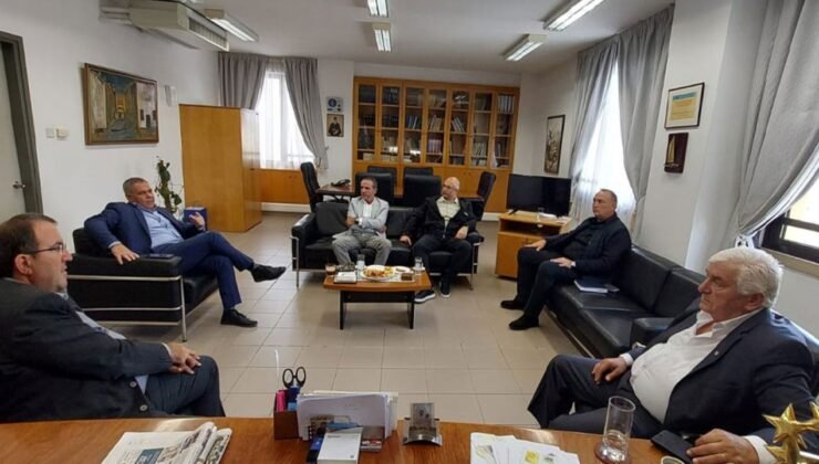 TÜRK-SEN ve SEK yetkilileri bir araya geldi