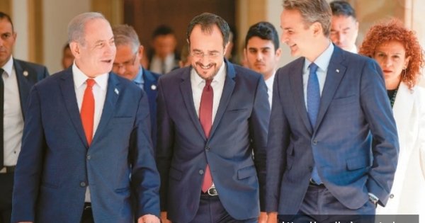 Üçlü meydan okuma