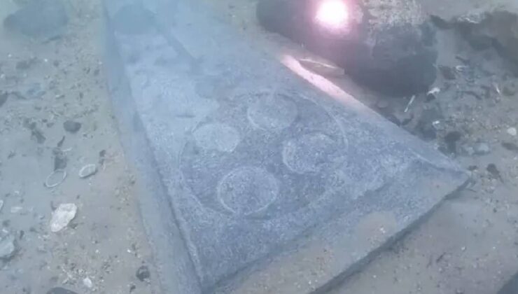 Yıllarca çöp sanılan bölgeden servet çıktı: 13. yüzyıldan kalma hazine bulundu