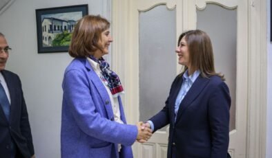 CTP Genel Başkanı İncirli, Holguin ile görüştü