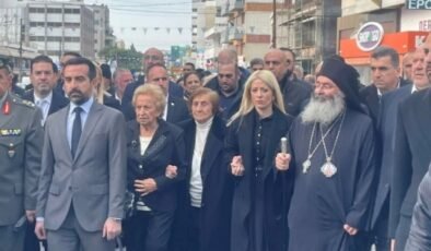 Dini ayini Papaz Nikolas yönetti