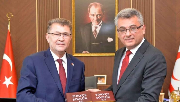 Erhürman TDK Başkanı Mert'i kabul etti