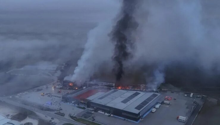 Komşuda fabrika yangını: 3 ölü