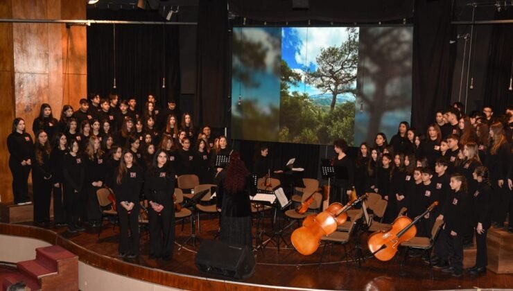 Kurucu Cumhurbaşkanı Denktaş anılıyor… AKM’de tören düzenlendi