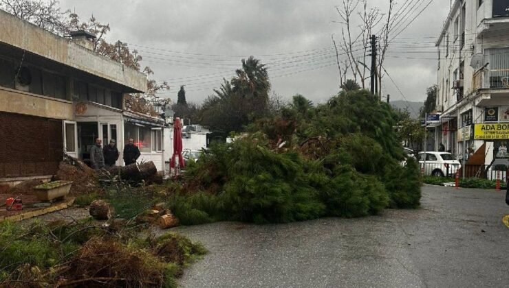 "Şiddetli yağış sonrası Girne’de üç kritik sorun"