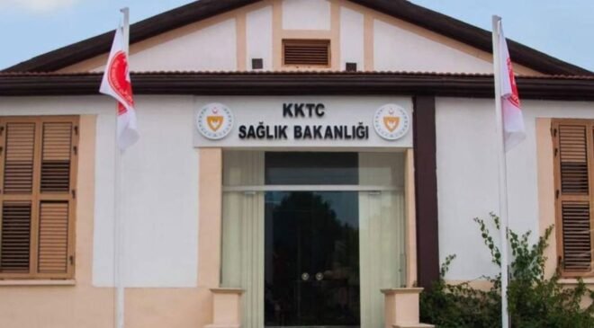 Sağlık Bakanlığı’ndan HPV aşısı uygulamasına ilişkin duyuru