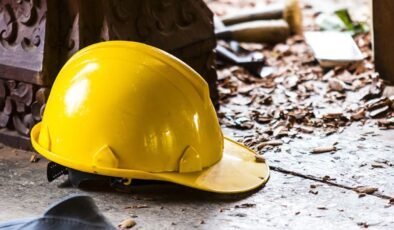 Yüksek Mahkeme inşaatında iş kazası: İki işçi yaralandı