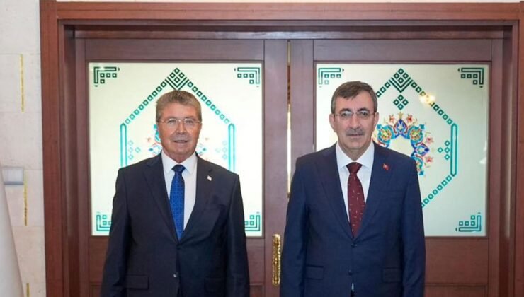 Başbakan Üstel Ankara'da Yılmaz ile görüşüyor