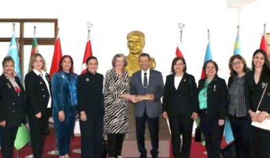 Dışişleri Bakanı Ertuğruloğlu, Inner Wheel heyetini kabul etti