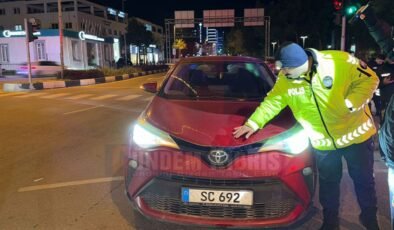 Girne’de yaya geçidinde kaza: 22 yaşındaki yaya ağır yaralandı