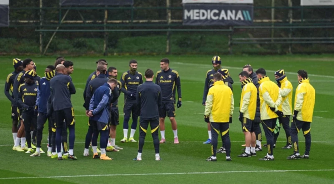 Fenerbahçe Nottingham Forest ile yarın akşam karşı karşıya geliyor. Tedesco sözleşme uzatacak mı? Domenico Tedesco’dan çarpıcı yanıt!