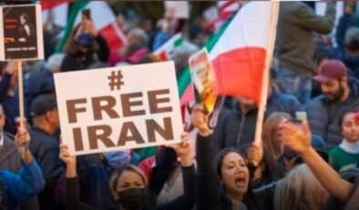 İran'da korkunç iddia: Protestocu kadınlara tecavüz edip sonra da yaktılar