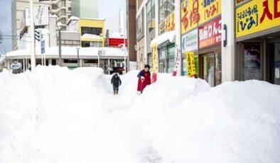 Japonya'da kar 4 metreyi aştı… 45 kişi öldü, 500’den fazla yaralı var