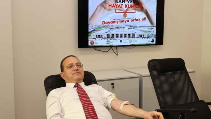 Meclis’te “Dayanışmaya Ortak Ol” sloganıyla kan bağış kampanyası düzenlendi