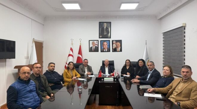 Sağlıkta tam mesai uygulanıyor: Grev askıya alındı