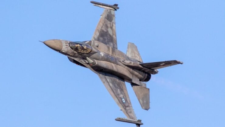 Yunan uçakları Ege'de havalandı, Türkiye NOTAM yayınladı