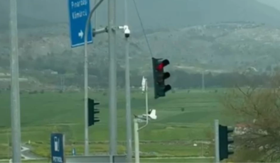 Şiddetli rüzgar hasara neden oldu