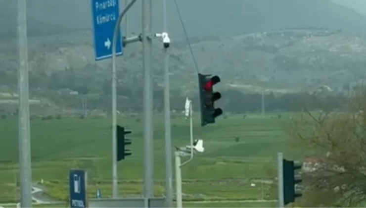 Şiddetli rüzgar hasara neden oldu