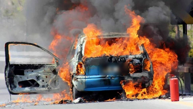 Yükleyici ile seyir halindeki araçta yangın çıktı