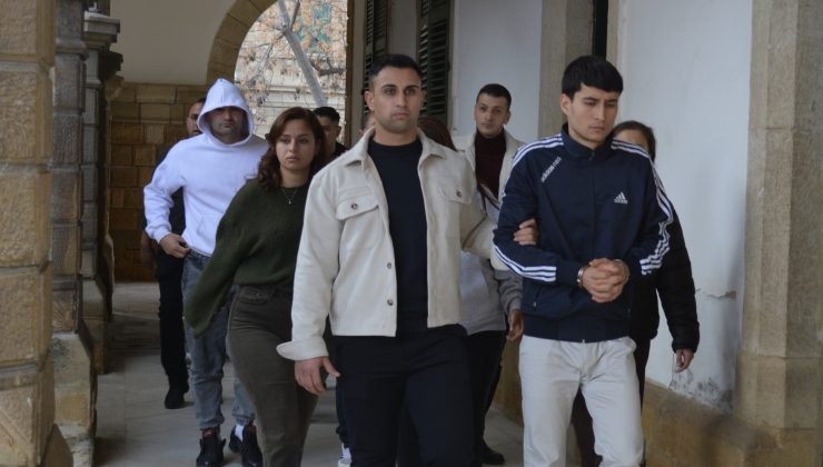  “Sahte belge düzenleme ve tedavüle sürme” suçlarından tutuklanan zanlılar 3 gün süreyle tutuklu kalacak