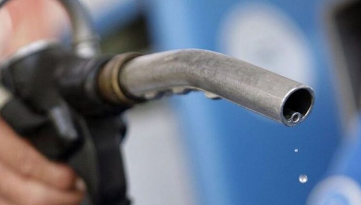 Türkiye'de motorine 6.69 lira zam geldi: Litresi 70 TL'ye dayandı!