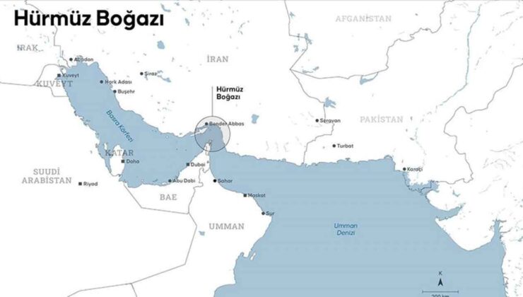 Yüzlerce petrol tankeri Hürmüz Boğazı'na yığıldı