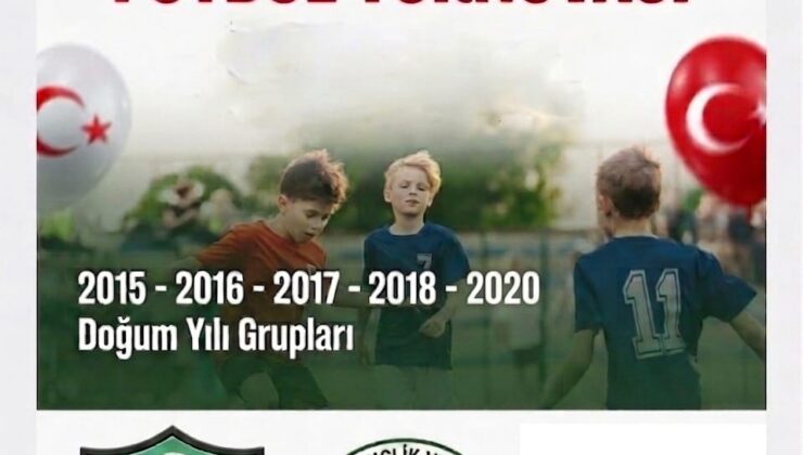 23 NİSAN FUTBOL TUNUVASI YAPILIYOR