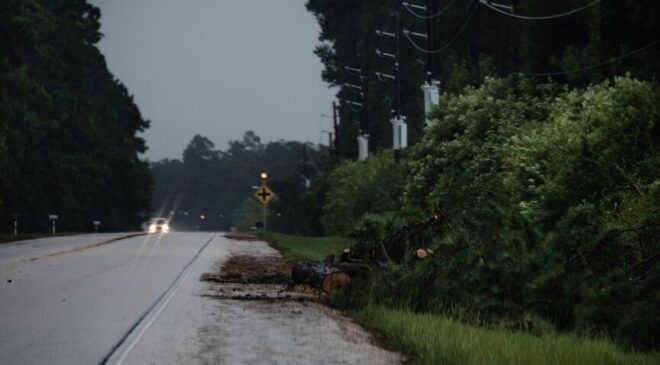 ABD'nin Texas eyaletinde şiddetli fırtınalar nedeniyle 2 kişi yaşamını yitirdi