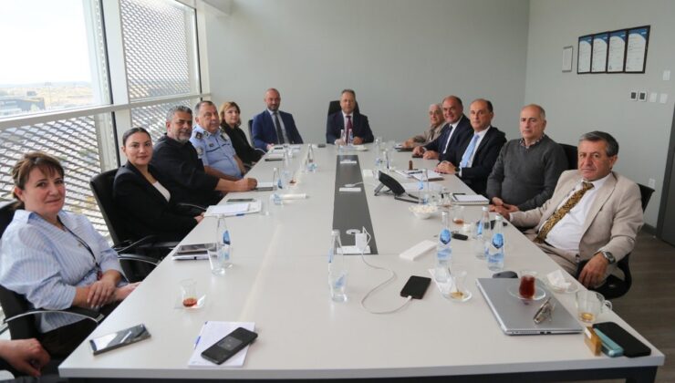 Ercan Havalimanı'ndaki trafik sorununun çözümü için önemli kararlar alındı