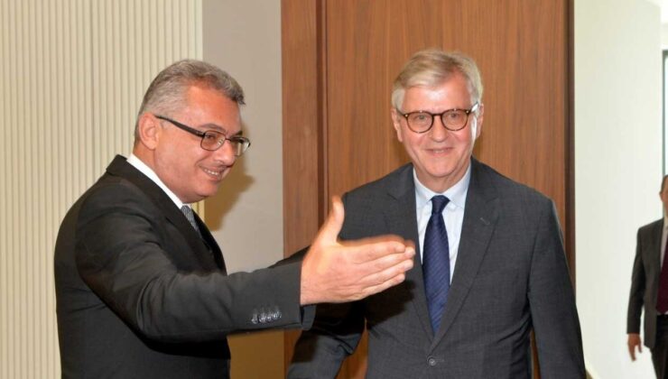 Erhürman, BM Yetkilisi Lacroix ile Görüştü