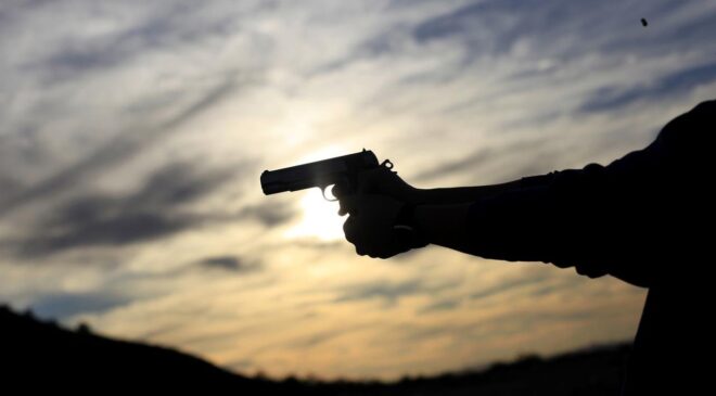 Gazimağusa’da Ağacın Altına Gizlenmiş 2 Tabanca Bulundu