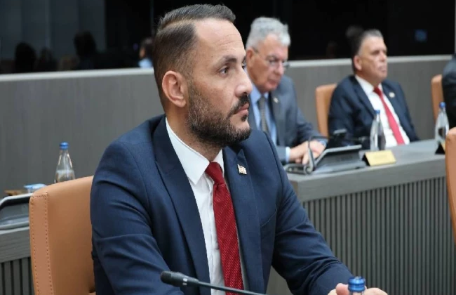 Mecliste ‘Sahte diplomalılar ‘ ile ‘Gerizekalılar’ tartışması