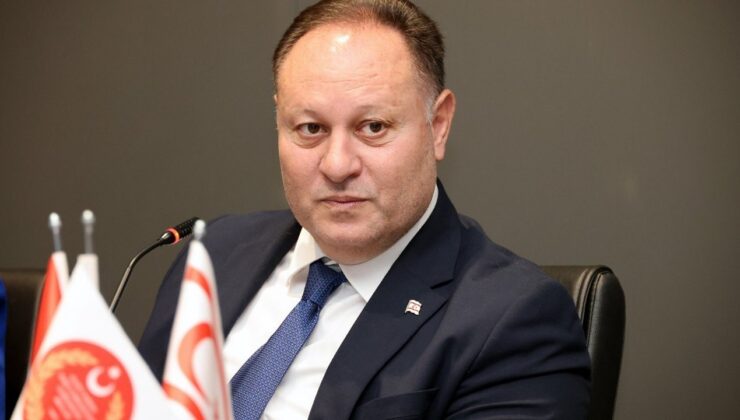 Öztürkler: Fransa sömürgeci geçmişiyle Kıbrıs Türk halkını yok sayamaz