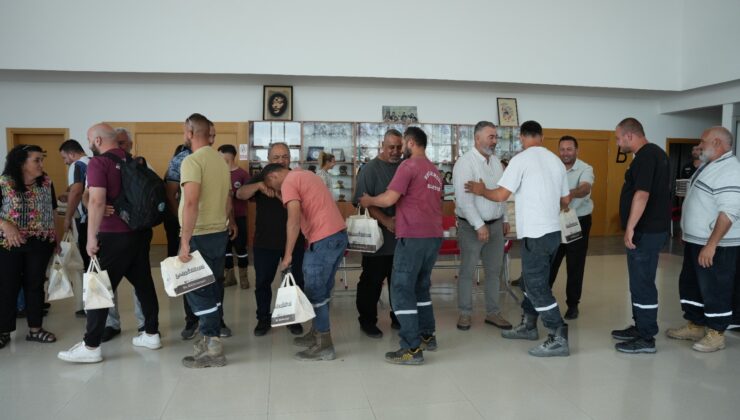 Başkan Bebek belediye personeliyle bayramlaştı