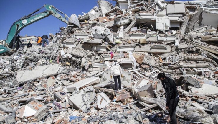 Depremde 146 kişinin hayatını kaybettiği Hamidiye Sitesi davasında 21 yıl hapis