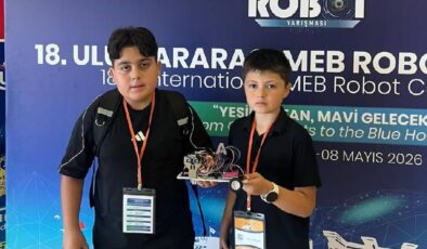 Hala Sultan İlahiyat Koleji öğrencileri Uluslararası MEB Robot Yarışması’nda ilk 10’a girdi