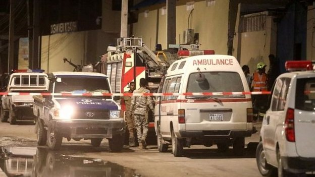Baf’ta 4 ambulans kundaklandı