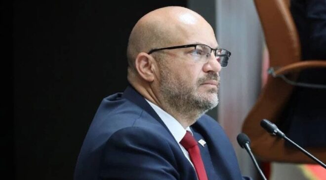 Küçük: Gelecek inanan, çalışan ve asla vazgeçmeyen gençlerle kurulacak