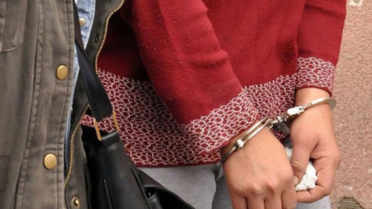 Ortaköy’de döviz hırsızlığı… Kadın zanlı tutuklandı