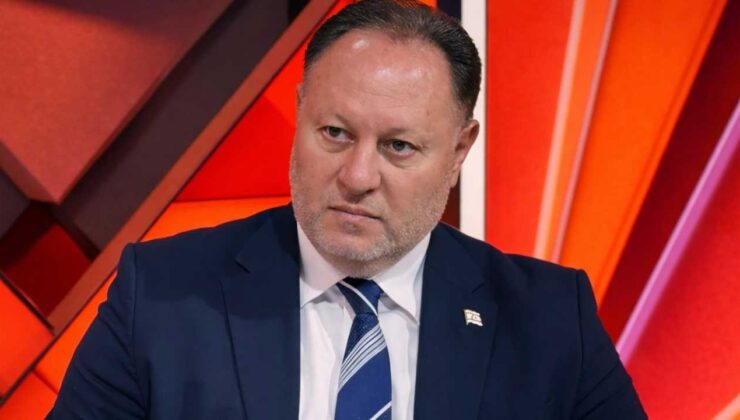 Öztürkler’den TRT’ye kutlama mesajı