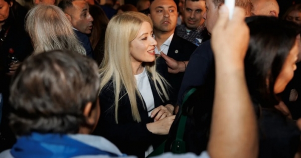 Destek arıyor