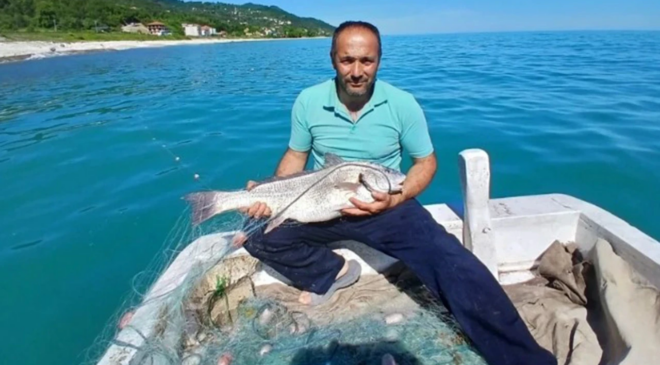 Karadeniz’de balıkçıların ağına takılan balık şaşırttı